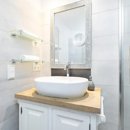 Apartment Foerdeblick Nr 23 *